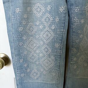 Anthropology Pilcro Women's Embroidered Jeans